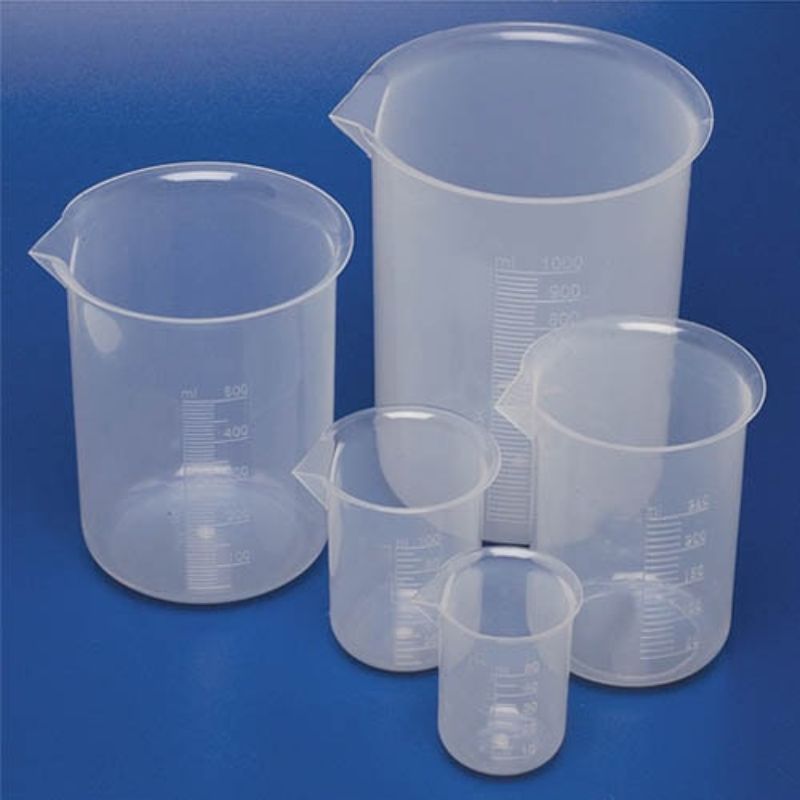 Plastic Beakers 1 800 x 800